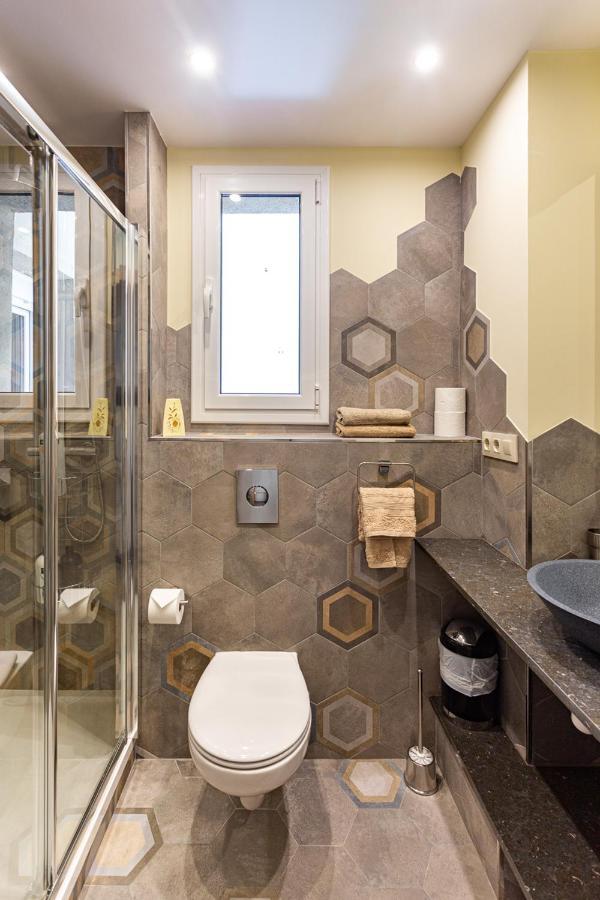 Three Bedrooms Apartment Βαρκελώνη Εξωτερικό φωτογραφία